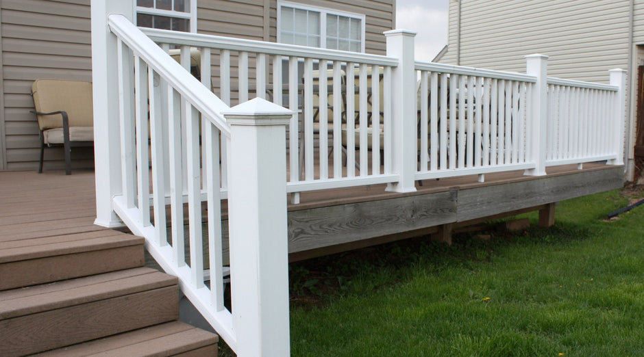 How to Paint Deck Railings: Durable Finishes for Wood and Metal - PaintOutlet.co.uk