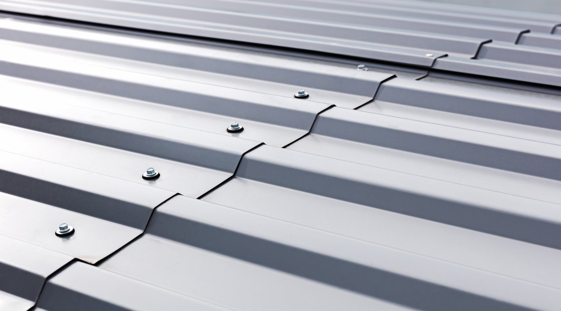 How to Paint Metal Roofs and Cladding: A Step-by-Step Guide - PaintOutlet.co.uk