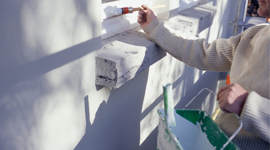 How to Paint Window Frames: Protecting Wood and Metal Frames - PaintOutlet.co.uk