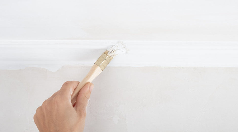 How to Paint Your Skirting Boards: A Step-by-Step Guide - PaintOutlet.co.uk